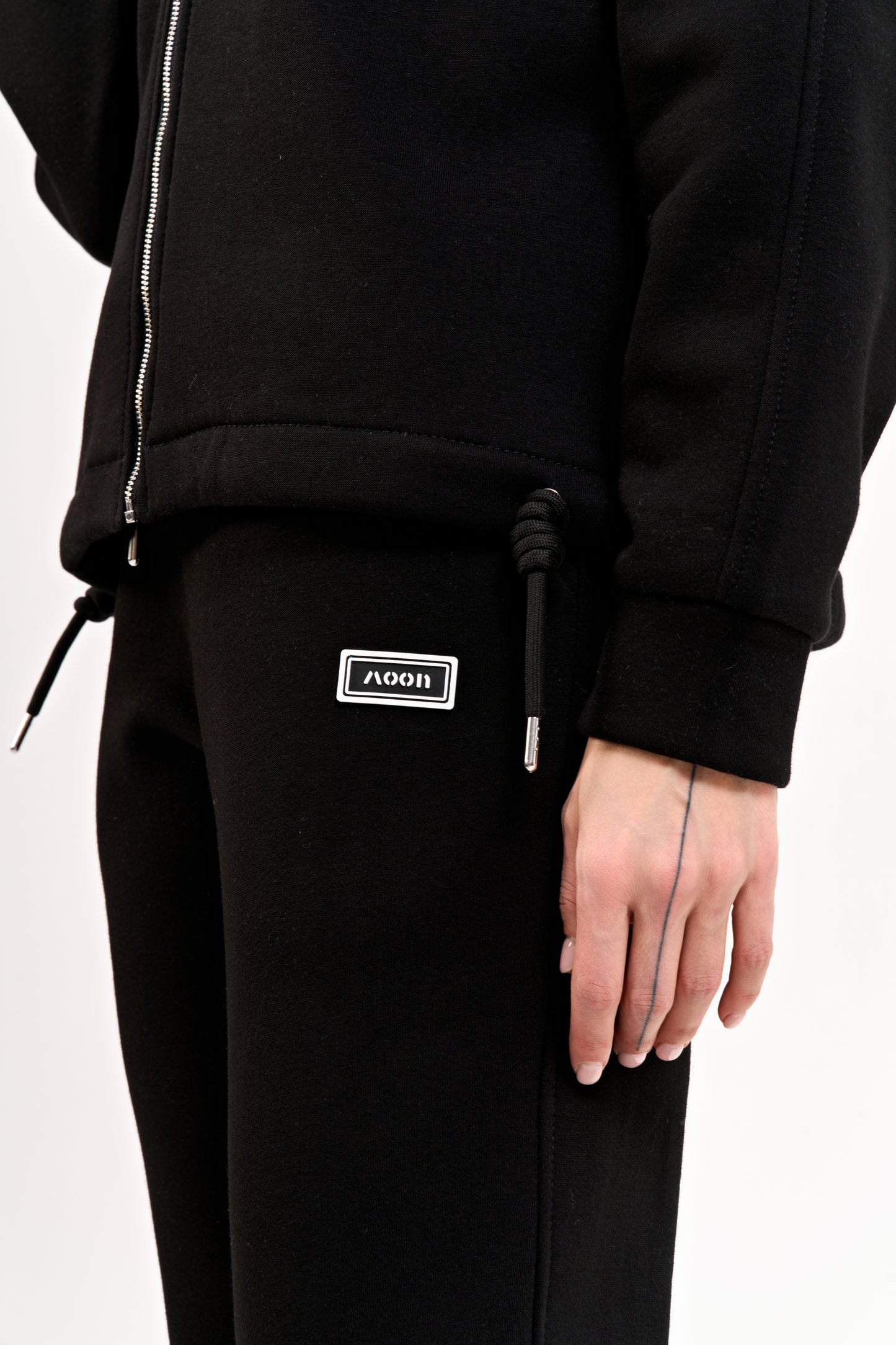 Ensemble MOON BASIC Noir